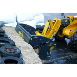 Godet à mâchoire coupante GMC 230 2