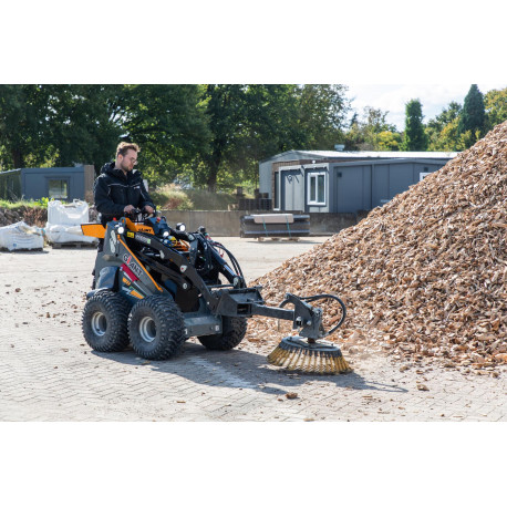 Skid-Steer-Lader Giant GS900 E