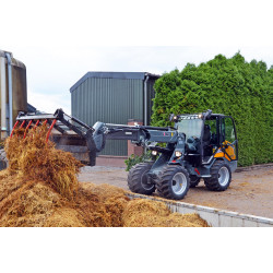 Chargeuse Giant G3500 TELE 2