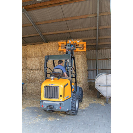 Chargeuse Giant G2500 HD